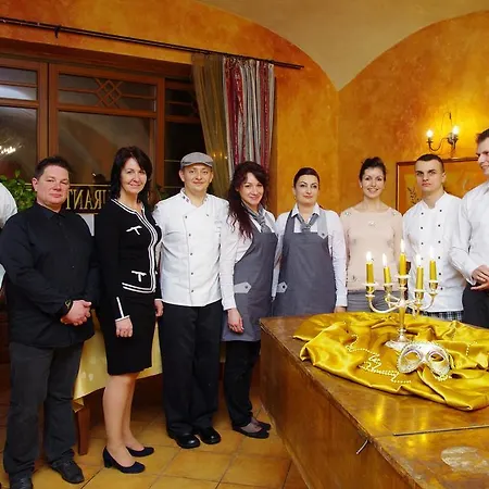 U Leva Hotel 3*