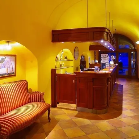 Otel U Leva